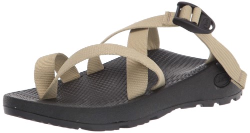 Chacos Solid Tan Herren Sport Sandalen Schwarz