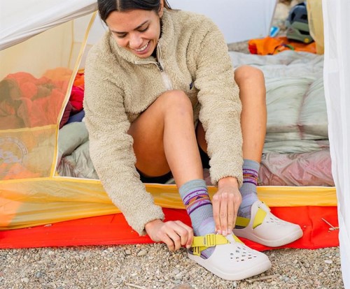 Retro Kamelbrauner Chilos Clog Chacos Für Damen